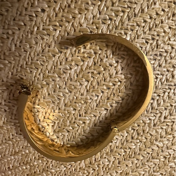 Tory Burch ❤️ Black Golden Kira Logo Bangle Bracelet - Picture 5 of 8